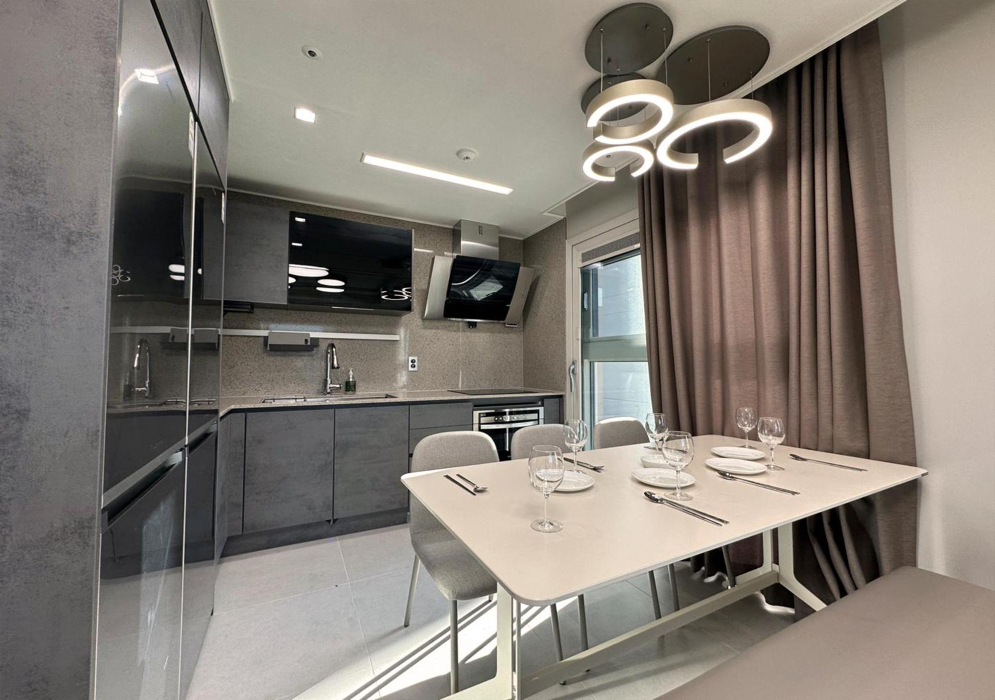 Y Collection By Uh Flat Osiria Busan Exterior foto